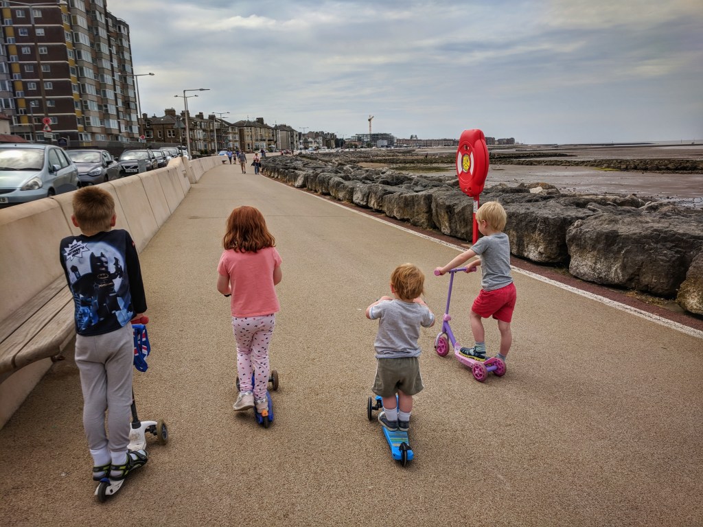 Morecambe – Happy Mount Park, Prom &&nbsp;Beach